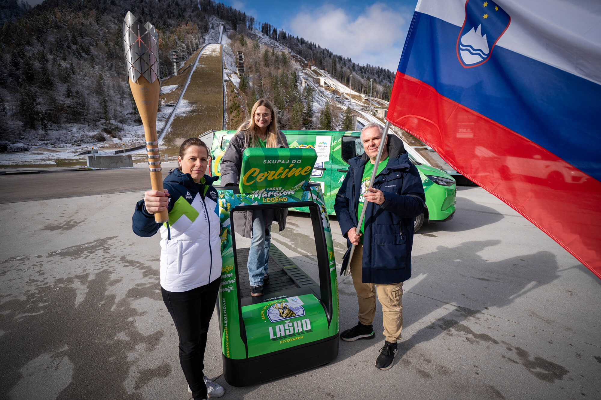 Bodi del legendarne poti do Cortine